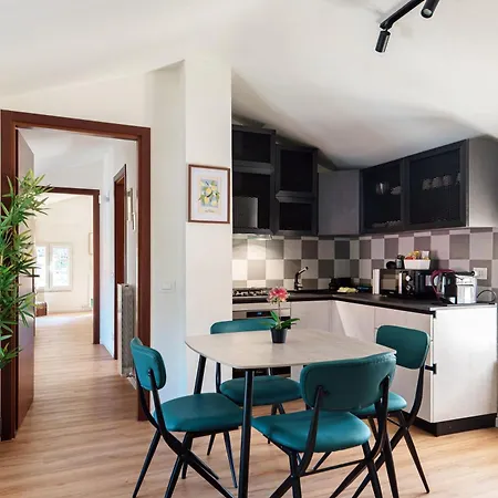 아파트 Napoleona Loft By Quokka 360 - At The Foot Of The *