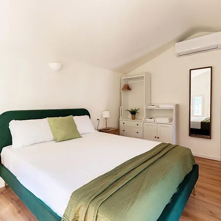 Napoleona Loft By Quokka 360 - At The Foot Of The * 코모