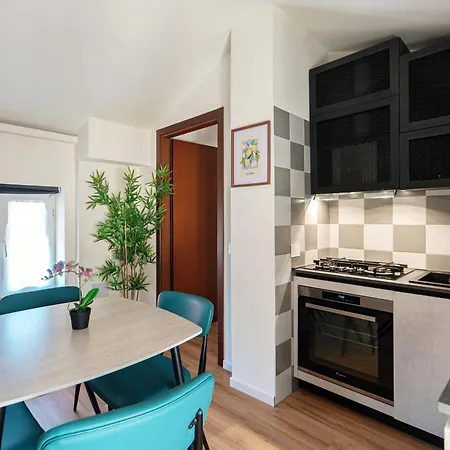 아파트 Napoleona Loft By Quokka 360 - At The Foot Of The *